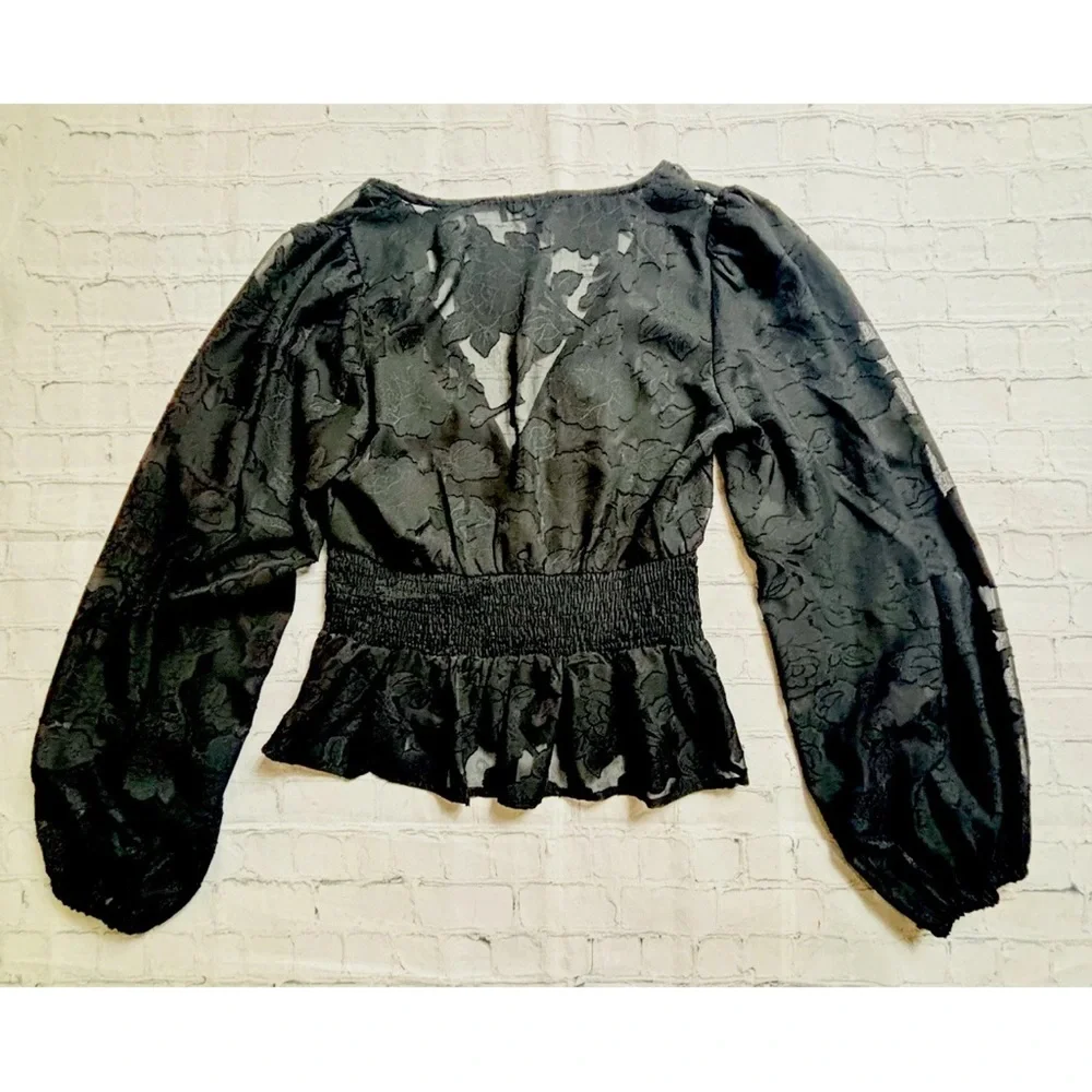 Lulus Women's M Patio Date Black Floral Burnout Lace Button-Up Long Sleeve Top - Picture 12 of 13